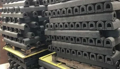 Comment améliorer la résistance à l'usure de la défense en caoutchouc de type D ?